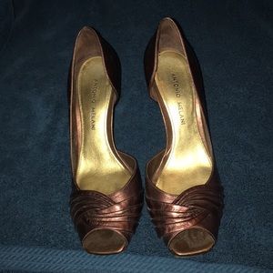 Antonio Melani heels